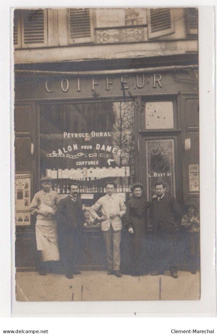 PARIS : Carte Photo Du Salon De Coiffure HUET Au 50 Rue De La Folie Regnault (coiffeur) - état - Paris (11)