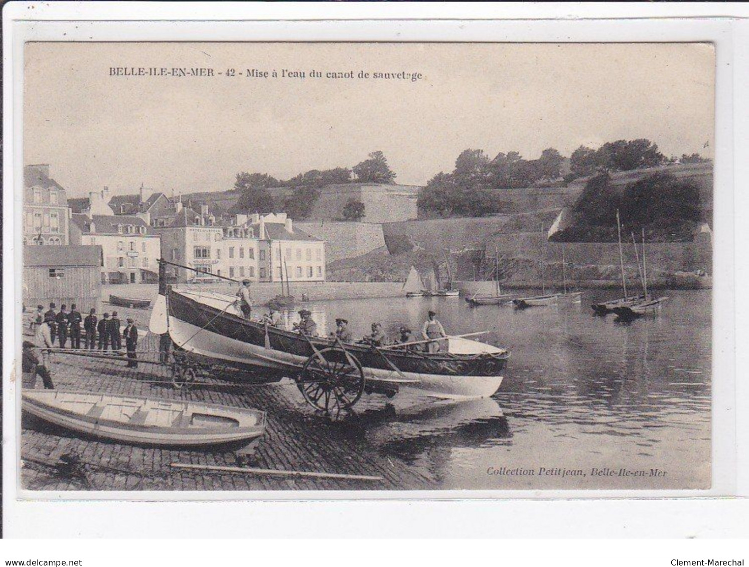 BELLE ILE EN MER : Mise à L'eau Du Canot De Sauvetage - Très Bon état - Belle Ile En Mer