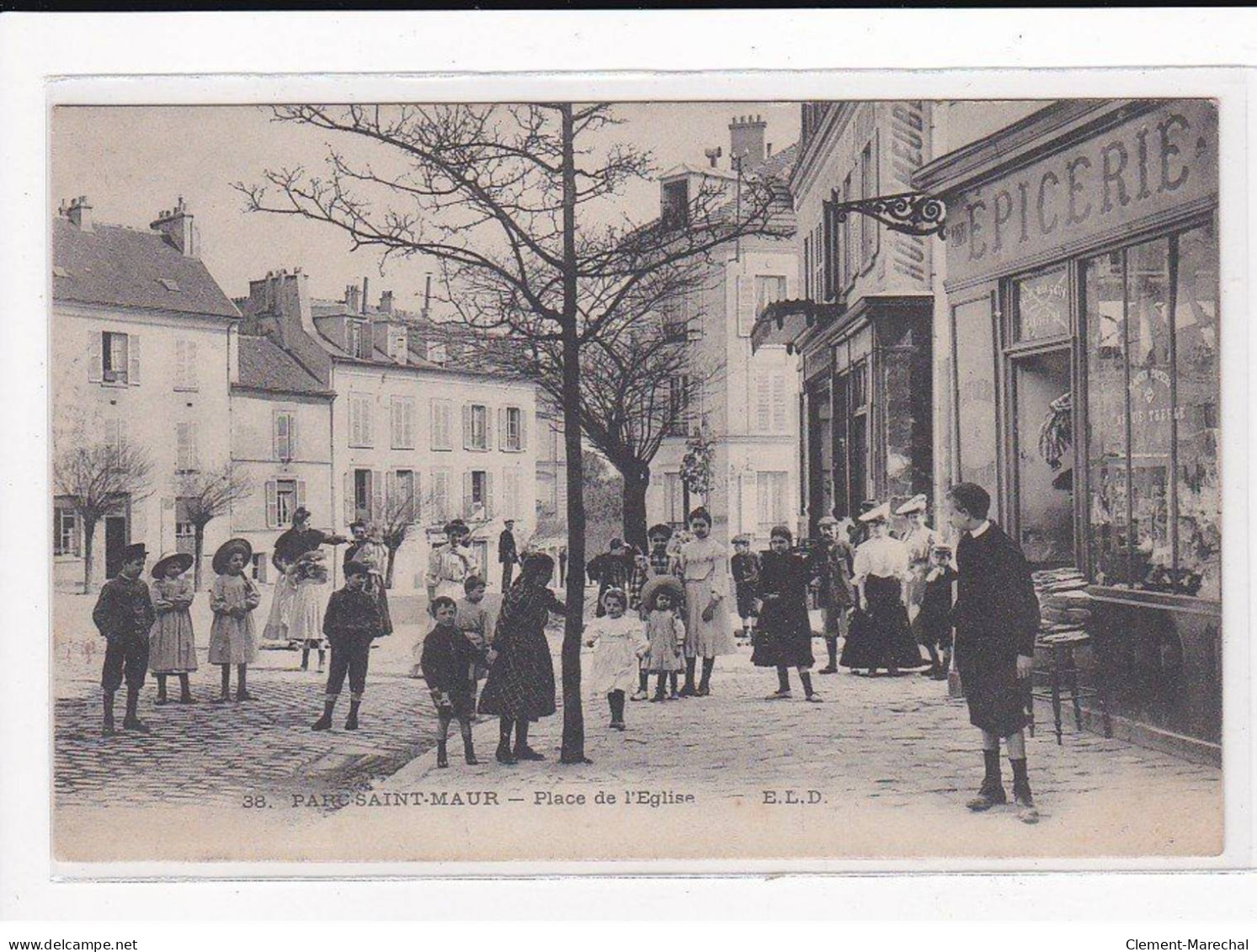 PARC-St-MAUR : Place De L'Eglise, Epicerie - Très Bon état - Saint Maur Des Fosses