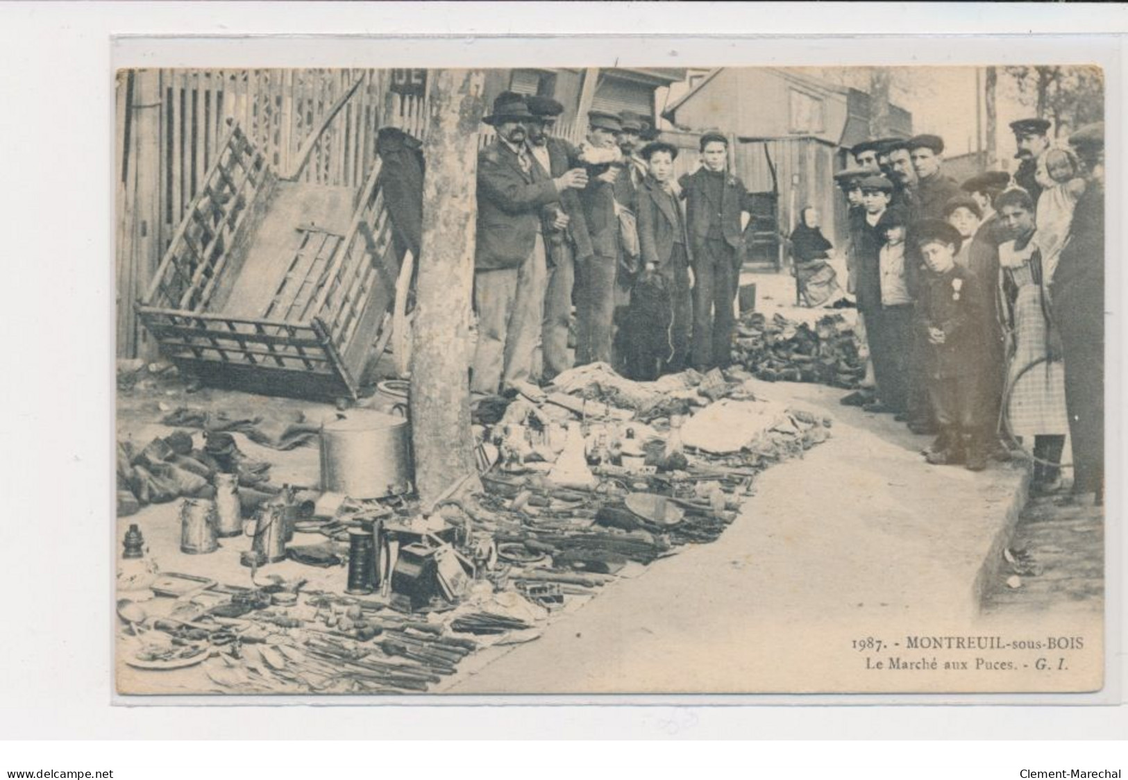 MONTREUIL SOUS BOIS - Le Marché Aux Puces - Très Bon état - Montreuil