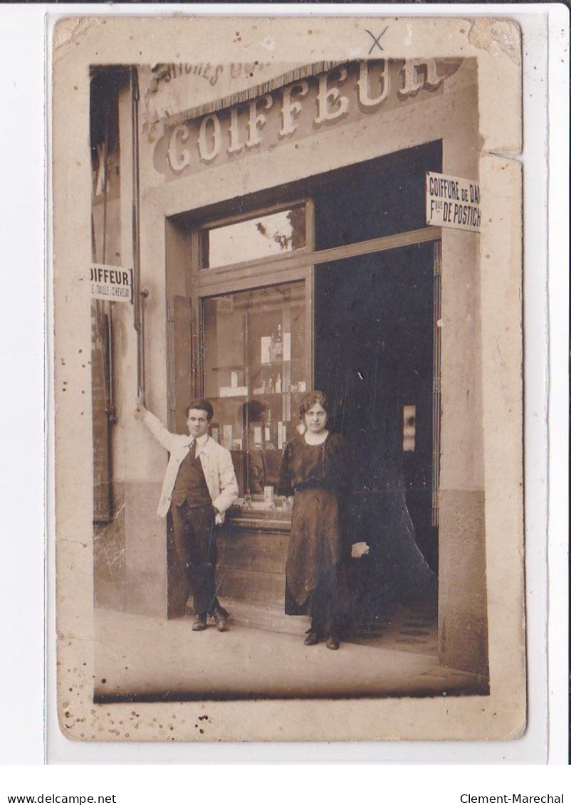 LYON : Carte Photo Du Salon De Coiffure (coiffeur) - état - Andere & Zonder Classificatie