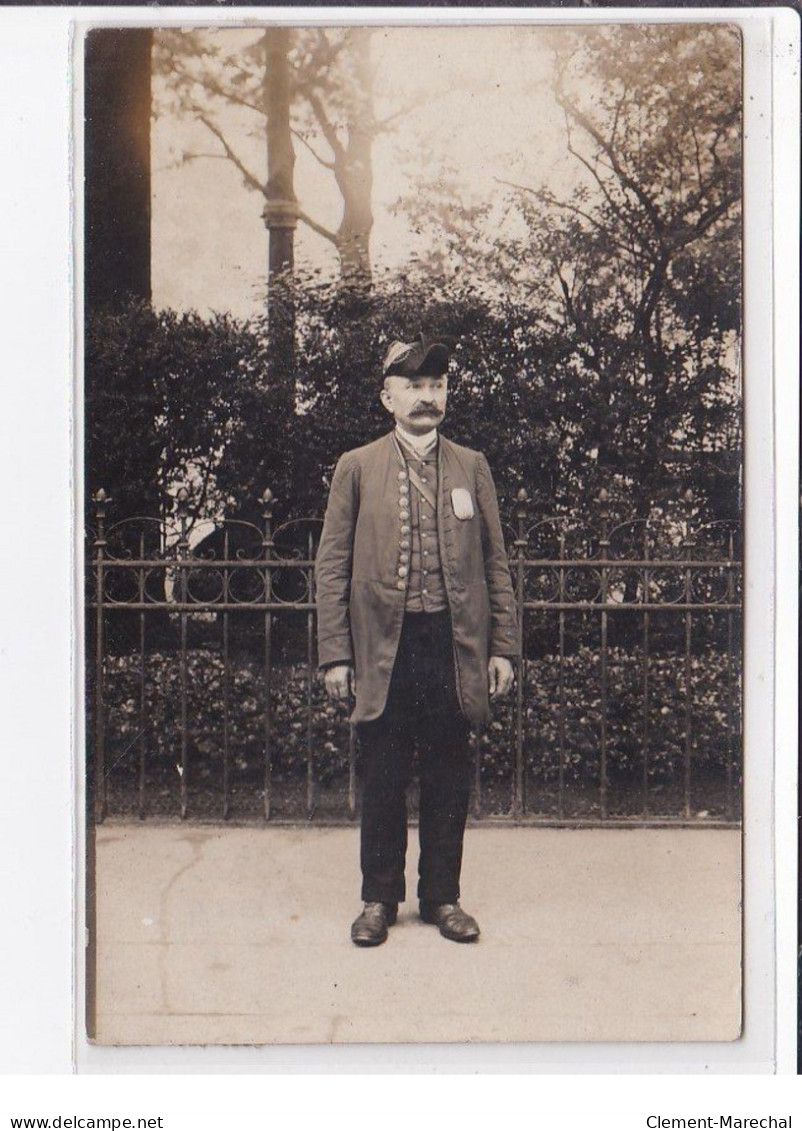 PARIS : Carte Photo D'un Encaisseur (banque) - Très Bon état - Petits Métiers à Paris