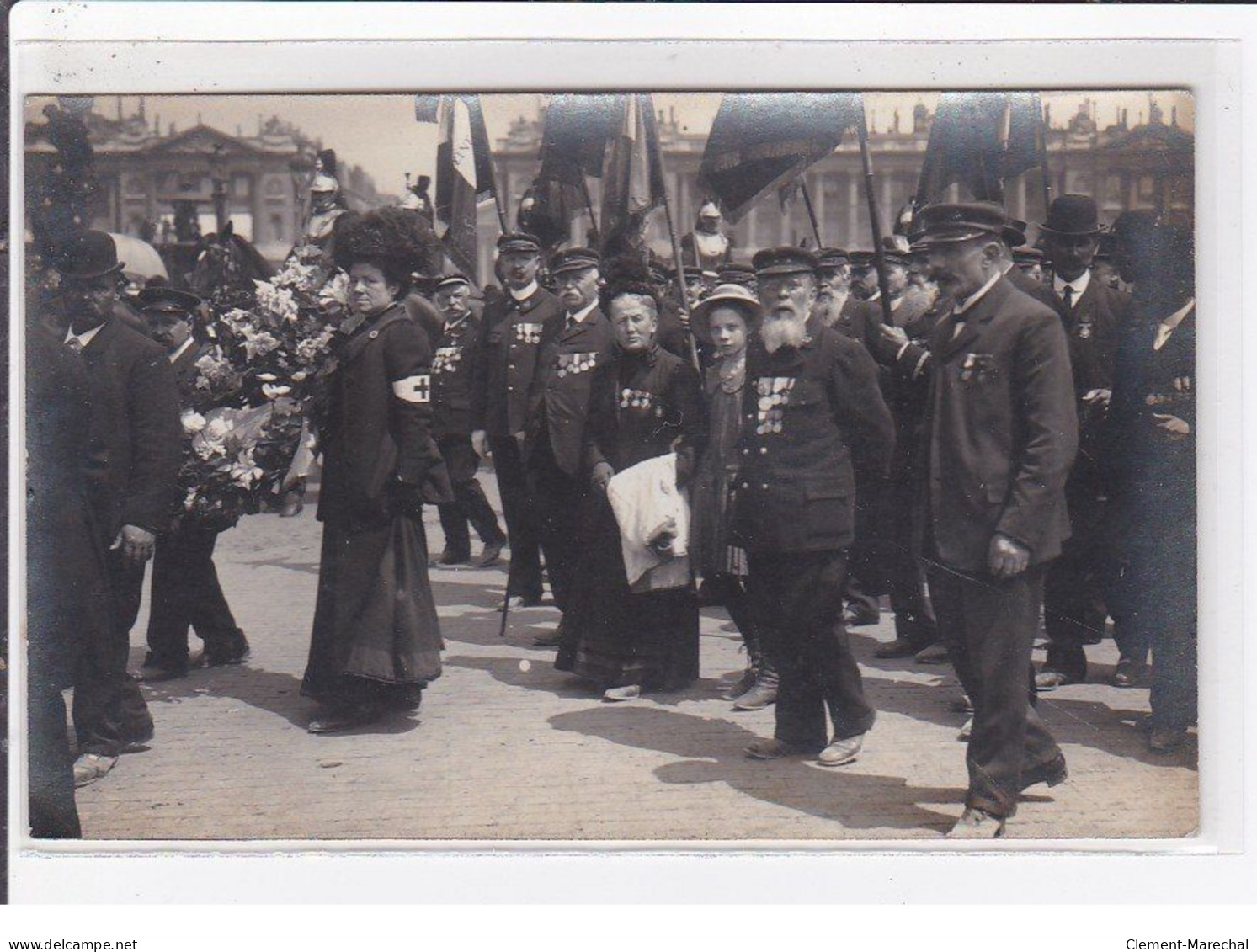 PARIS 1er : Carte Photo D'un Rassemblement Place De La Concorde (militaires) - Très Bon état - District 01