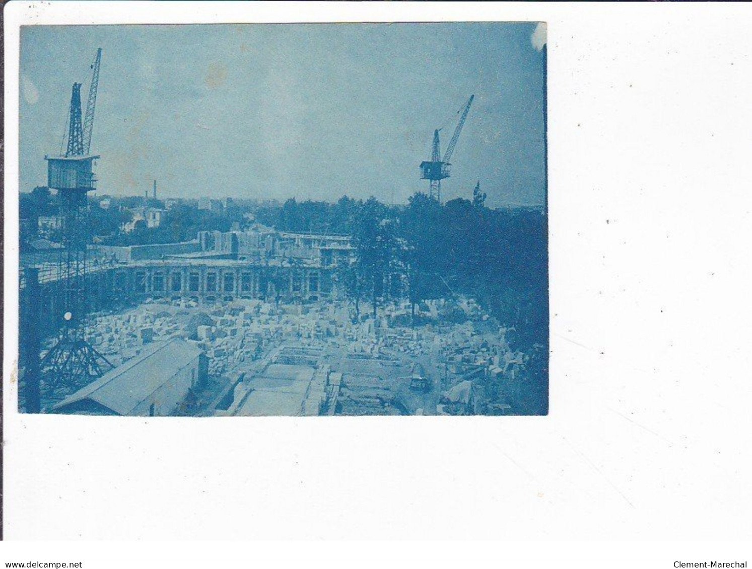 PARIS (a Localiser) : Lot De 6 Cyanotypes Et 1 Carte Photo D'un Chantier (tailleur De Pierre)- Très Bon état - Autres & Non Classés