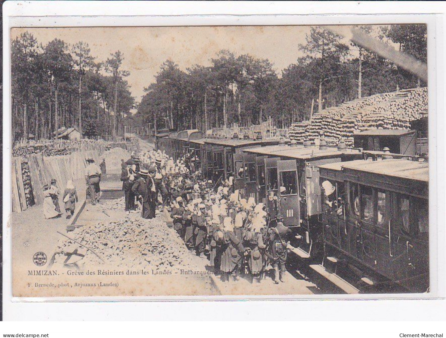 MIMIZAN : Grève Des Résiniers Dans Les Landes - Embarquement Des Troupes (train - Chemin De Fer) - état (traces) - Mimizan