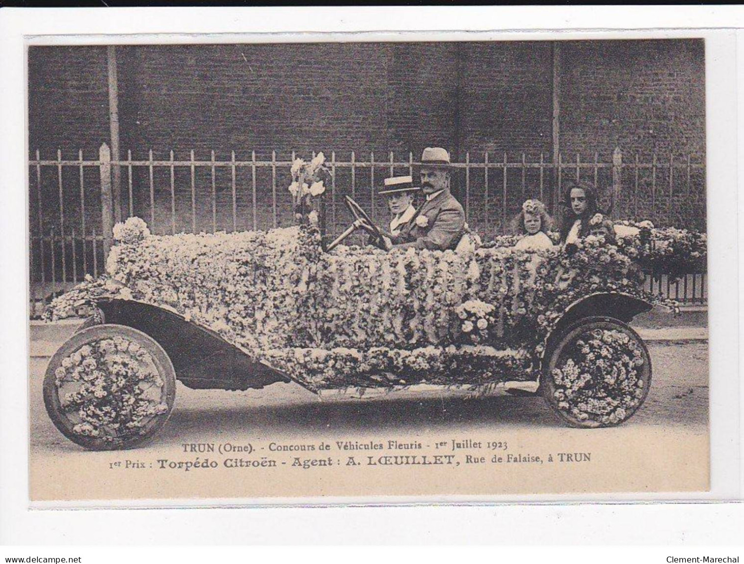 TRUN : Concours De Véhicules Fleuris, 1er Prix, Torpédo Citroën A.LOEUILLET, Rue De Falaise - Très Bon état - Trun