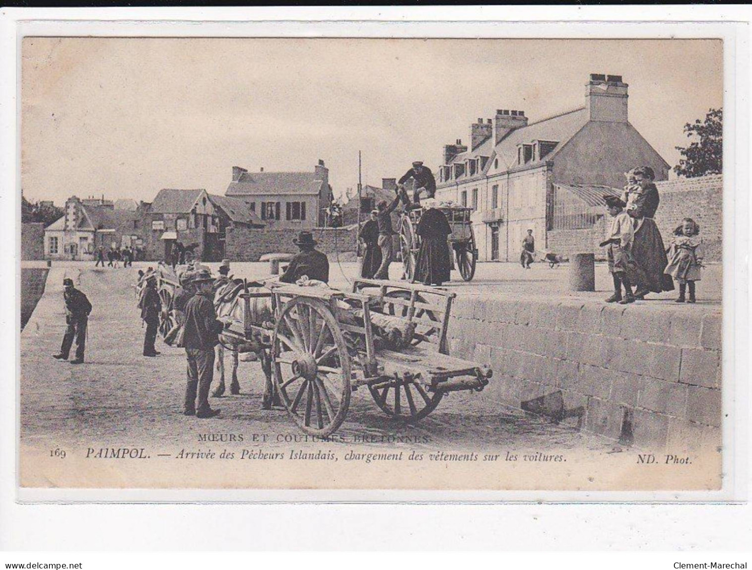 PAIMPOL : Arrivée Des Pêcheurs Islandais, Chargement Des Vêtements Sur Les Voitures, C.M.C.B - état - Paimpol