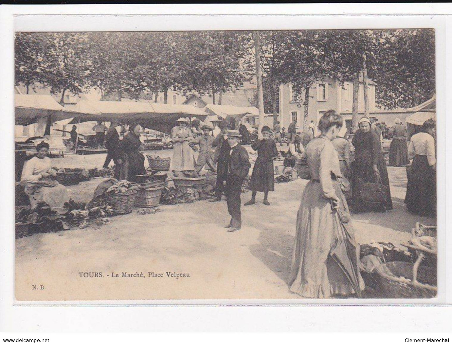 TOURS : Le Marché, Place Velpeau - Très Bon état - Tours