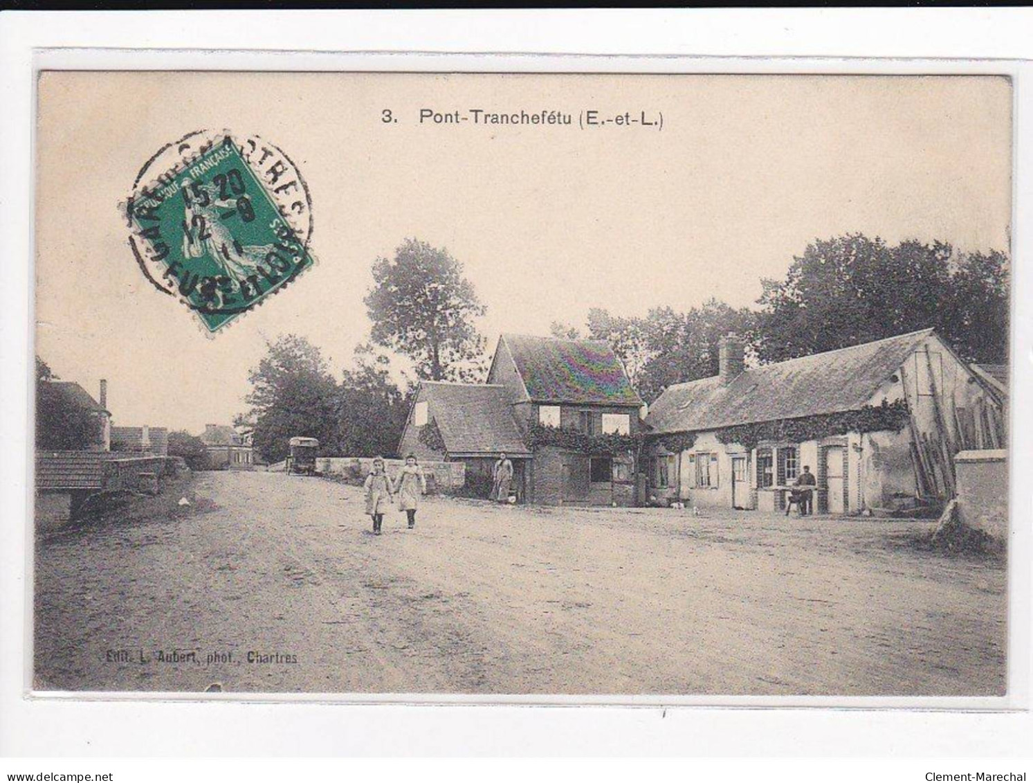 PONT-TRANCHEFETU : Vue Du Village - Très Bon état - Autres & Non Classés