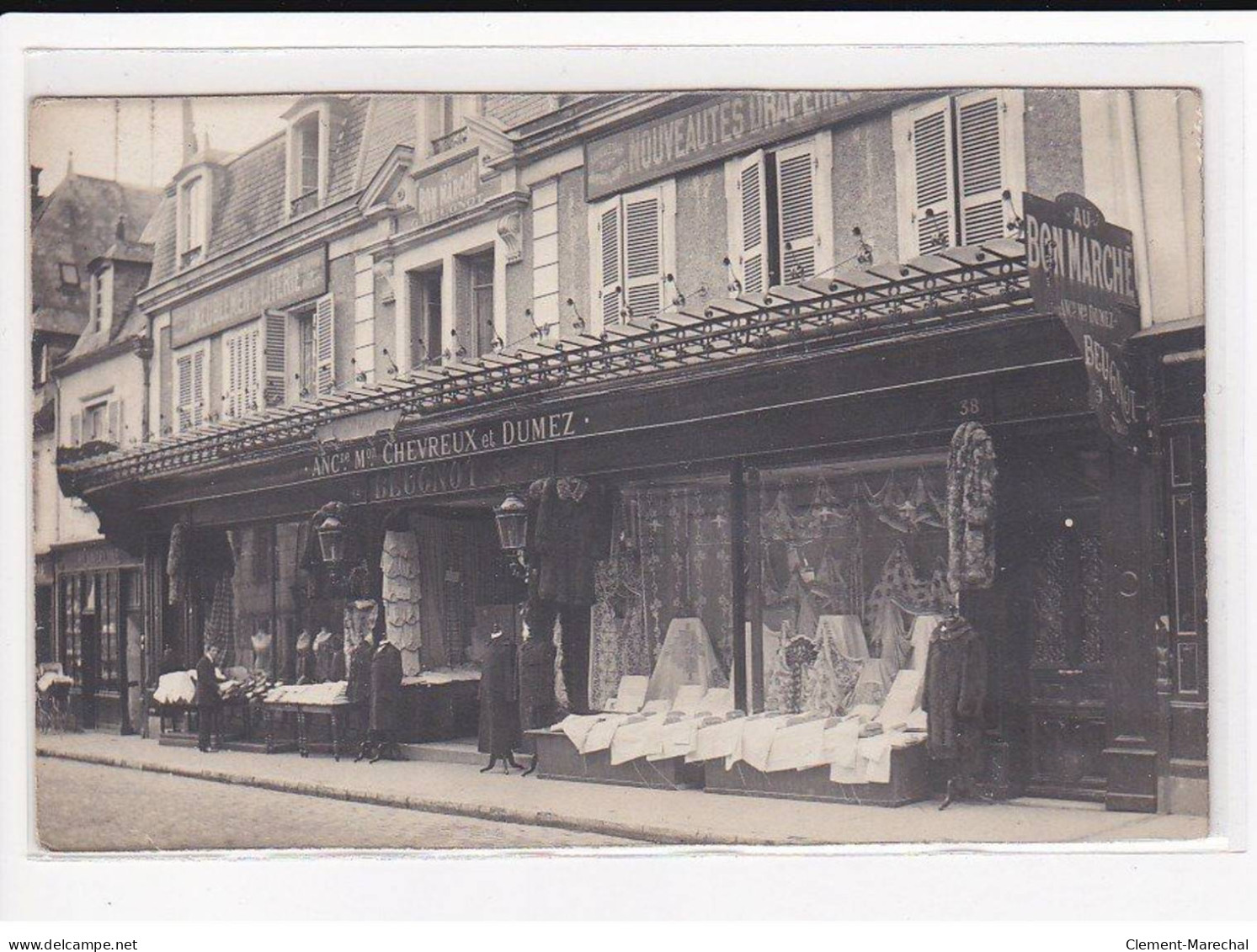 BOURGES : 38->44 Rue D'Auron, "Bon Marché", Maison Beugnot - Très Bon état - Bourges