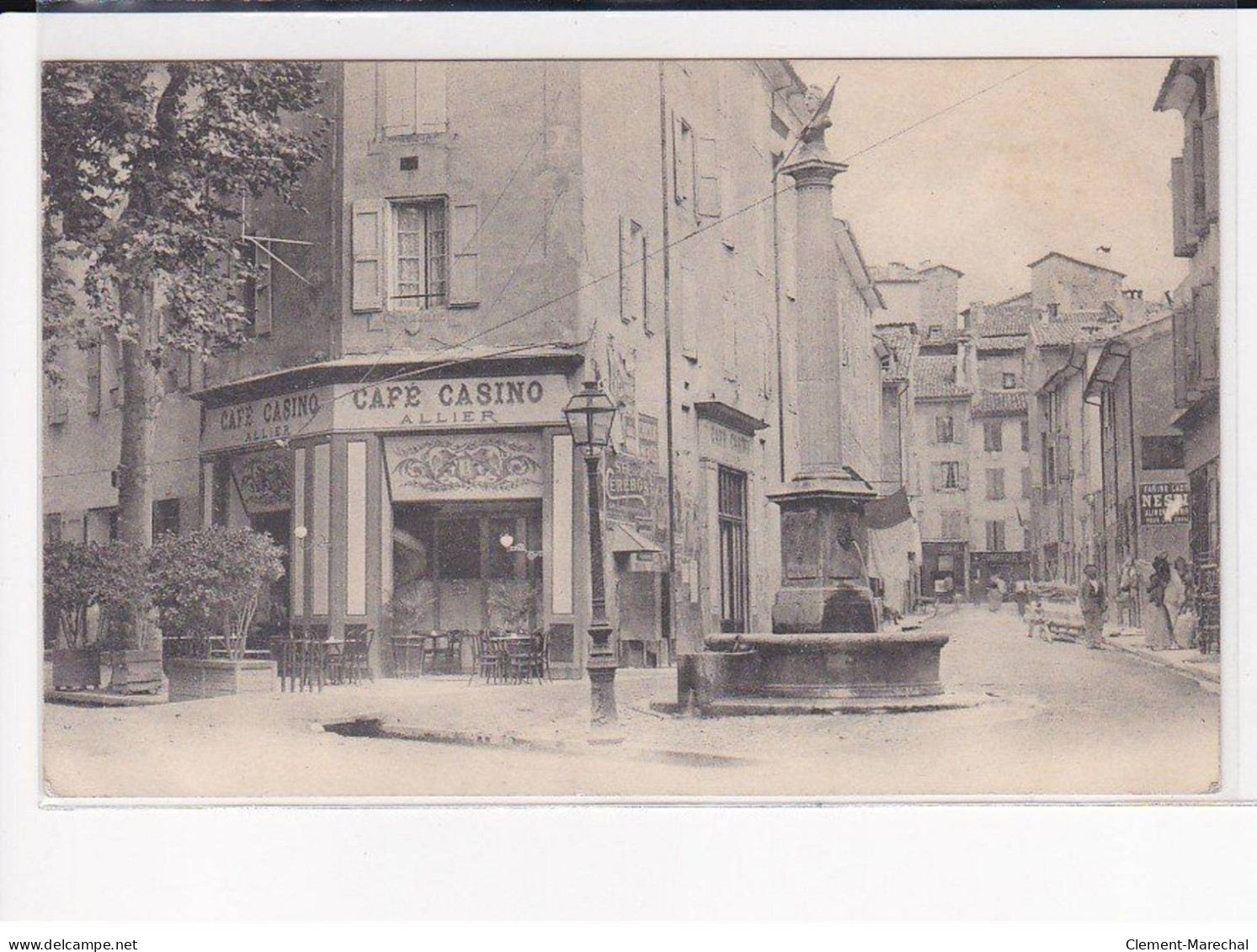 DIGNE : Fontaine De La Colonne, Café-Casino Allier - Très Bon état - Digne