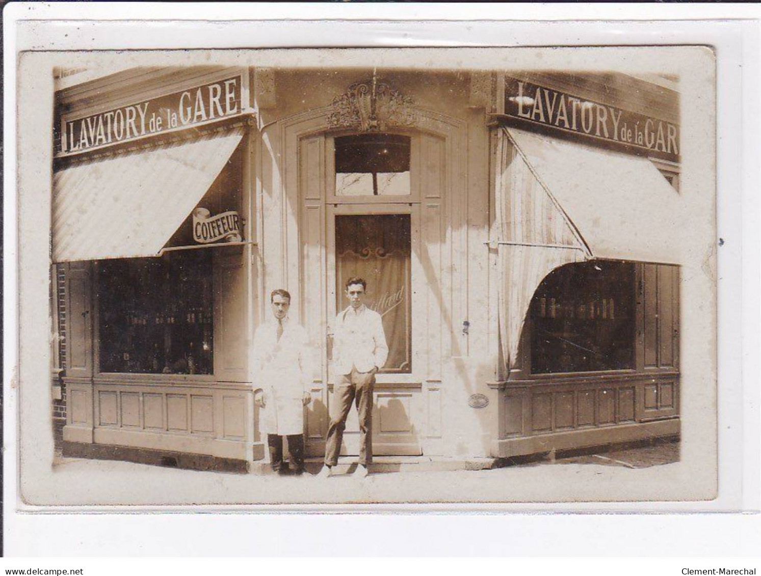 Carte Photo De Commerce : Coiffeur Lavatory De La Gare - Très Bon état - Winkels