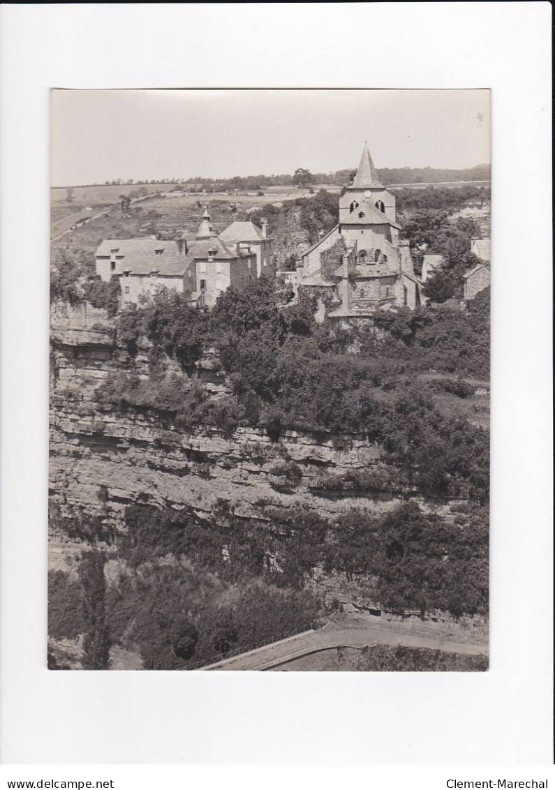 AVEYRON, Bozouls, Le Canyon Et L'Eglise, Photo Auclair-Melot, Environ 23x17cm Années 1920-30 - Très Bon état - Places