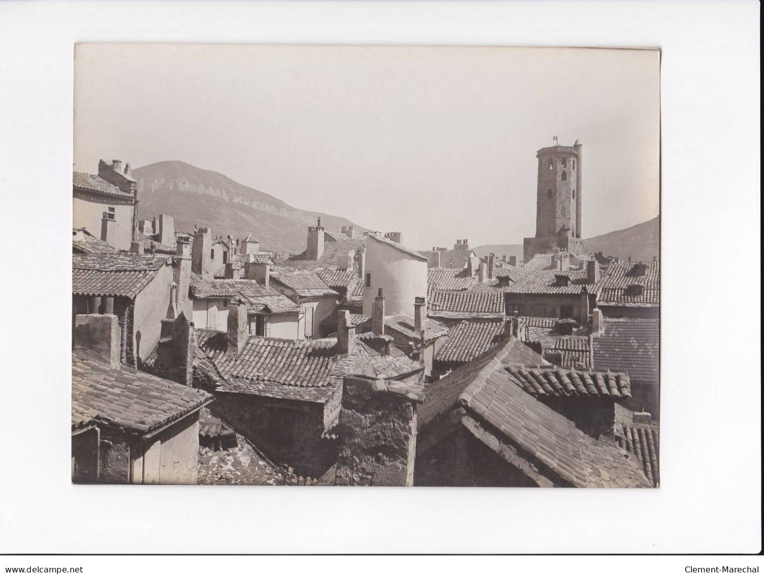 AVEYRON, Millau, Les Vieux Toits Et Le Beffroi, Photo Auclair-Melot, Environ 23x17cm Années 1920-30 - Très Bon état - Places