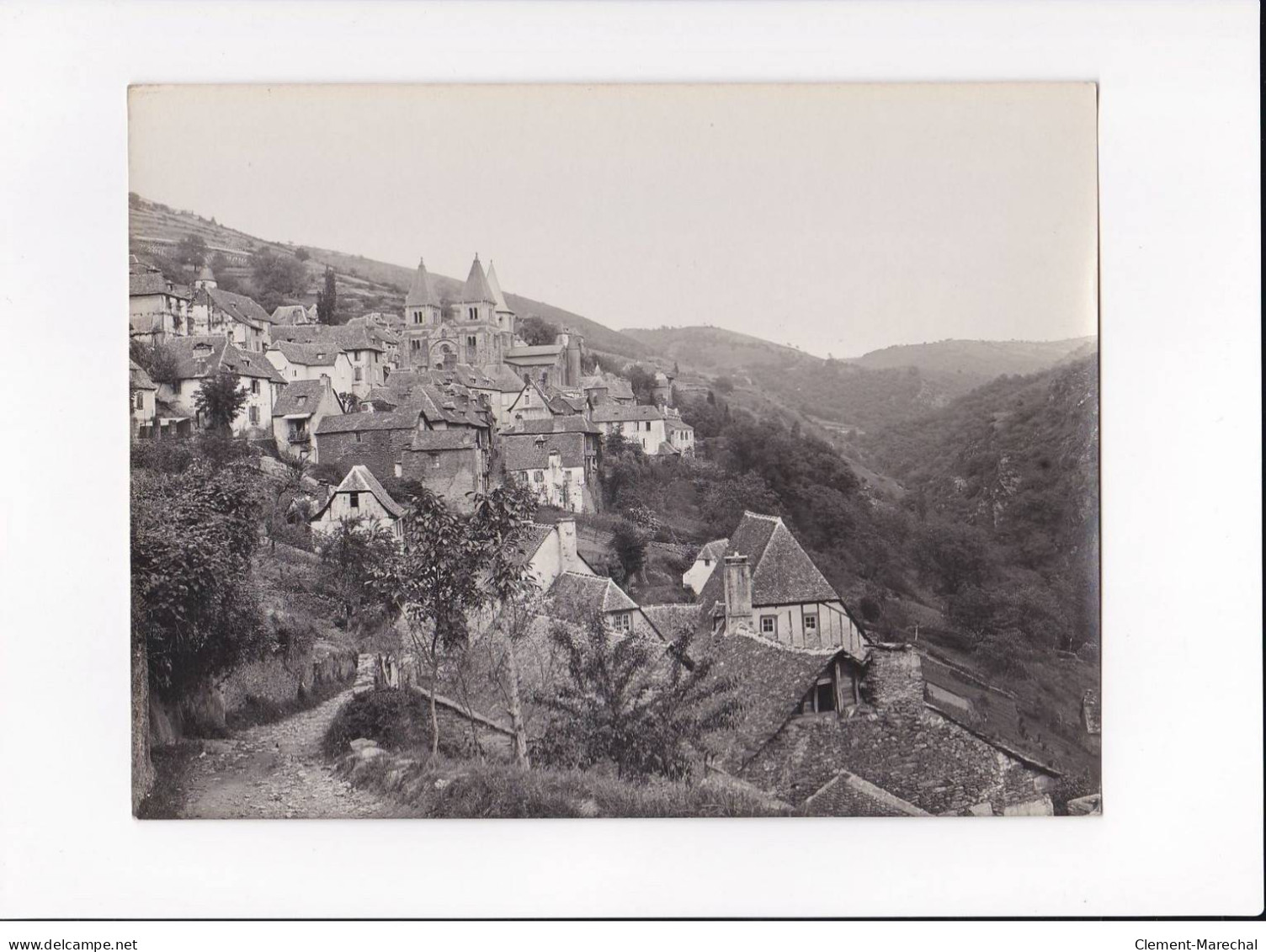 AVEYRON, Conques, Le Village Et La Vallée, Photo Auclair-Melot, Environ 23x17cm Années 1920-30 - Très Bon état - Lieux