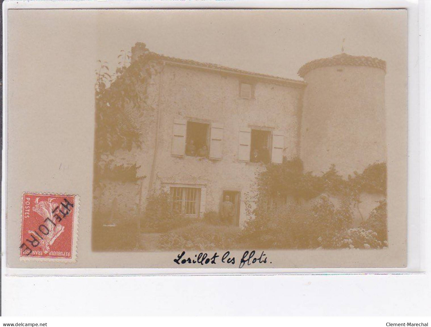 LORILLOT LES FLOTS - Carte Photo - Maison Avec Personnages - Très Bon état - Sonstige & Ohne Zuordnung