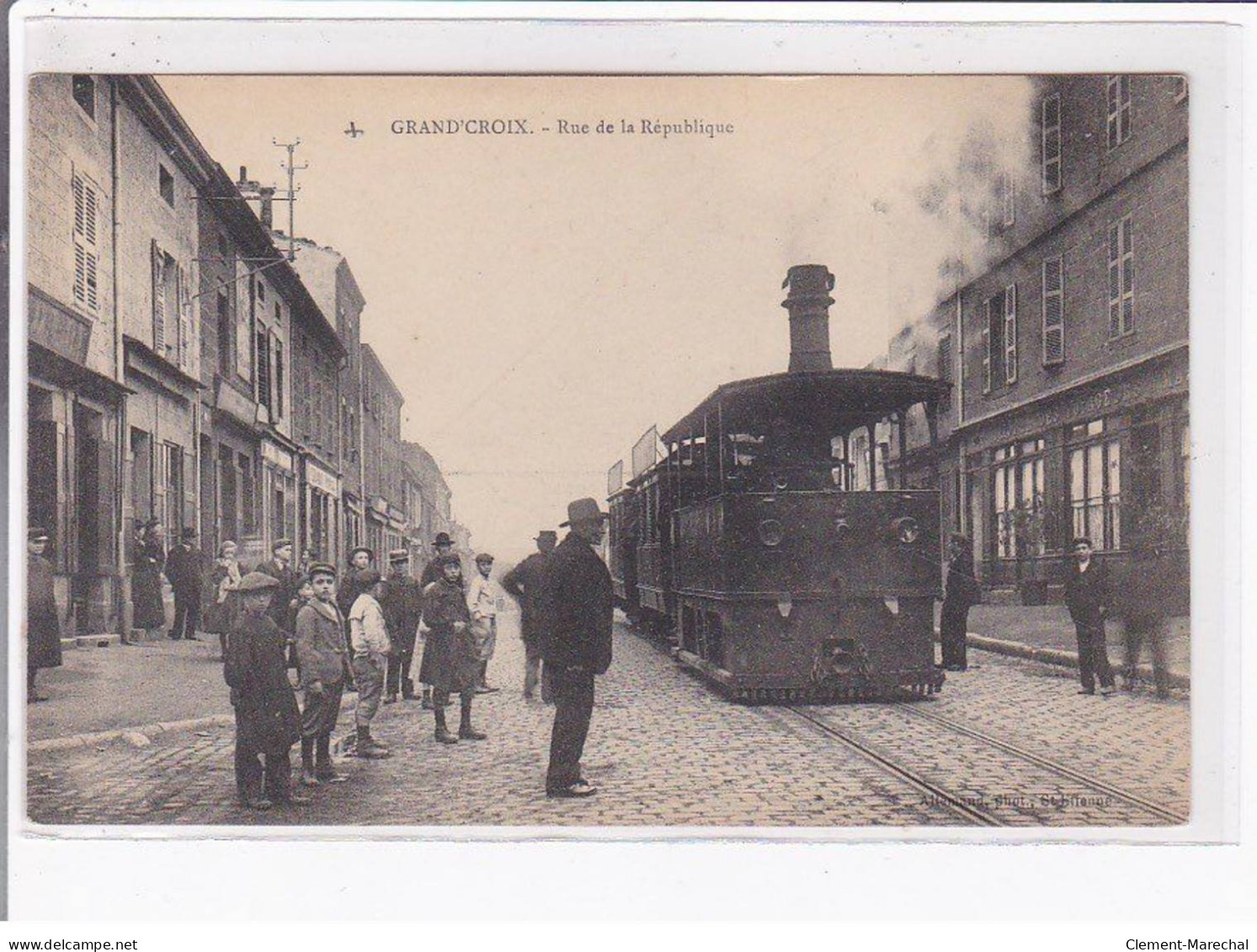 GRAND'CROIX - Rue De La République (tramway - Chemin De Fer)  - Très Bon état - Autres & Non Classés