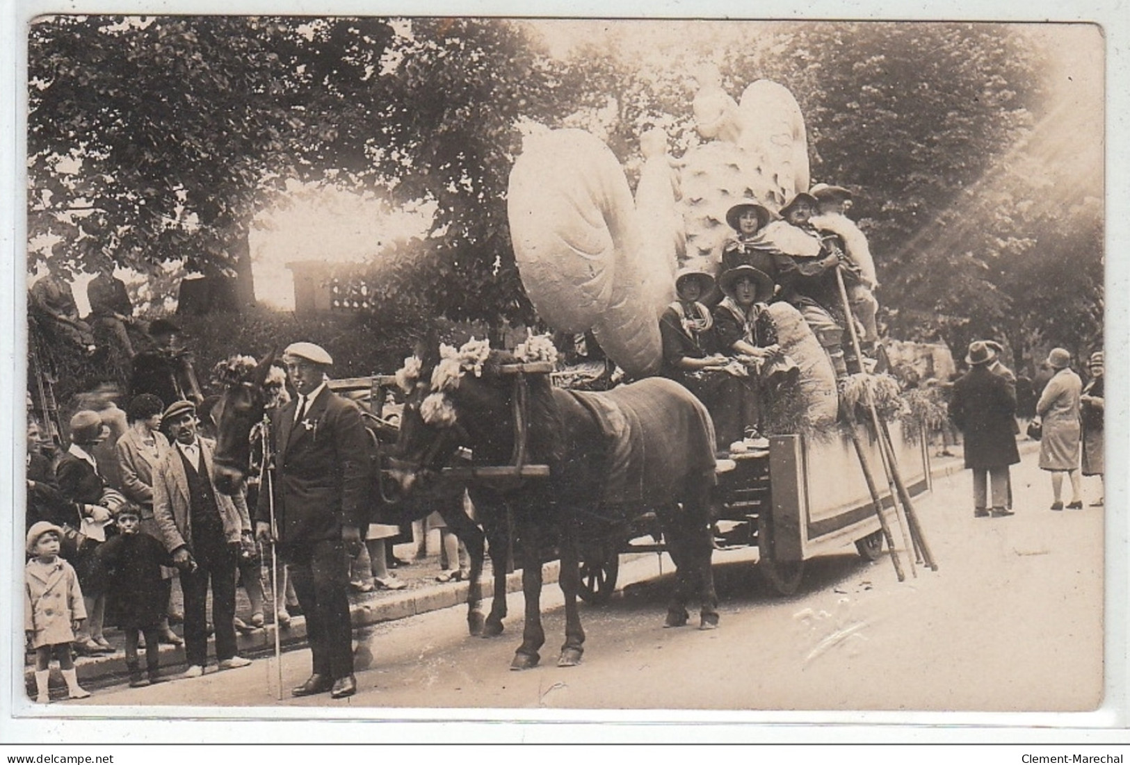 BAYONNE : Carte Photo (fête Vers 1920-30) Photo Ouvrard à Biarritz - Bon état (une Petite Déchirure) - Bayonne