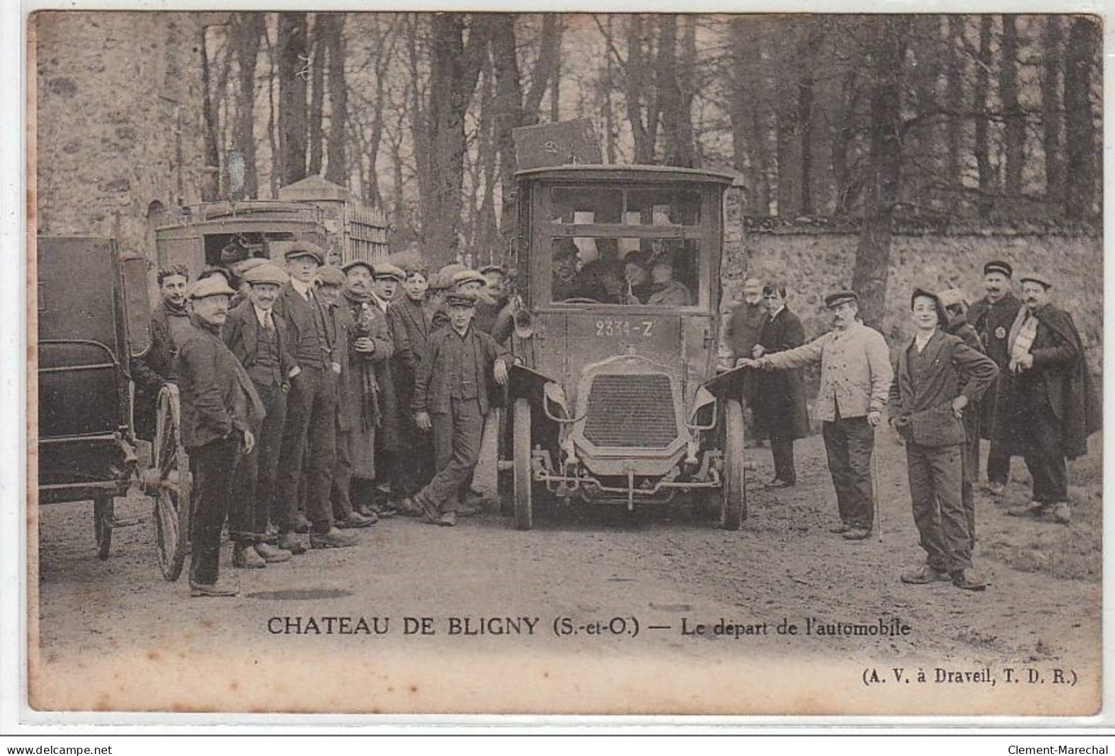 BLIGNY : Le Départ De L'automobile Au Château De Bligny - Bon état (petites Piqûres) - Otros & Sin Clasificación