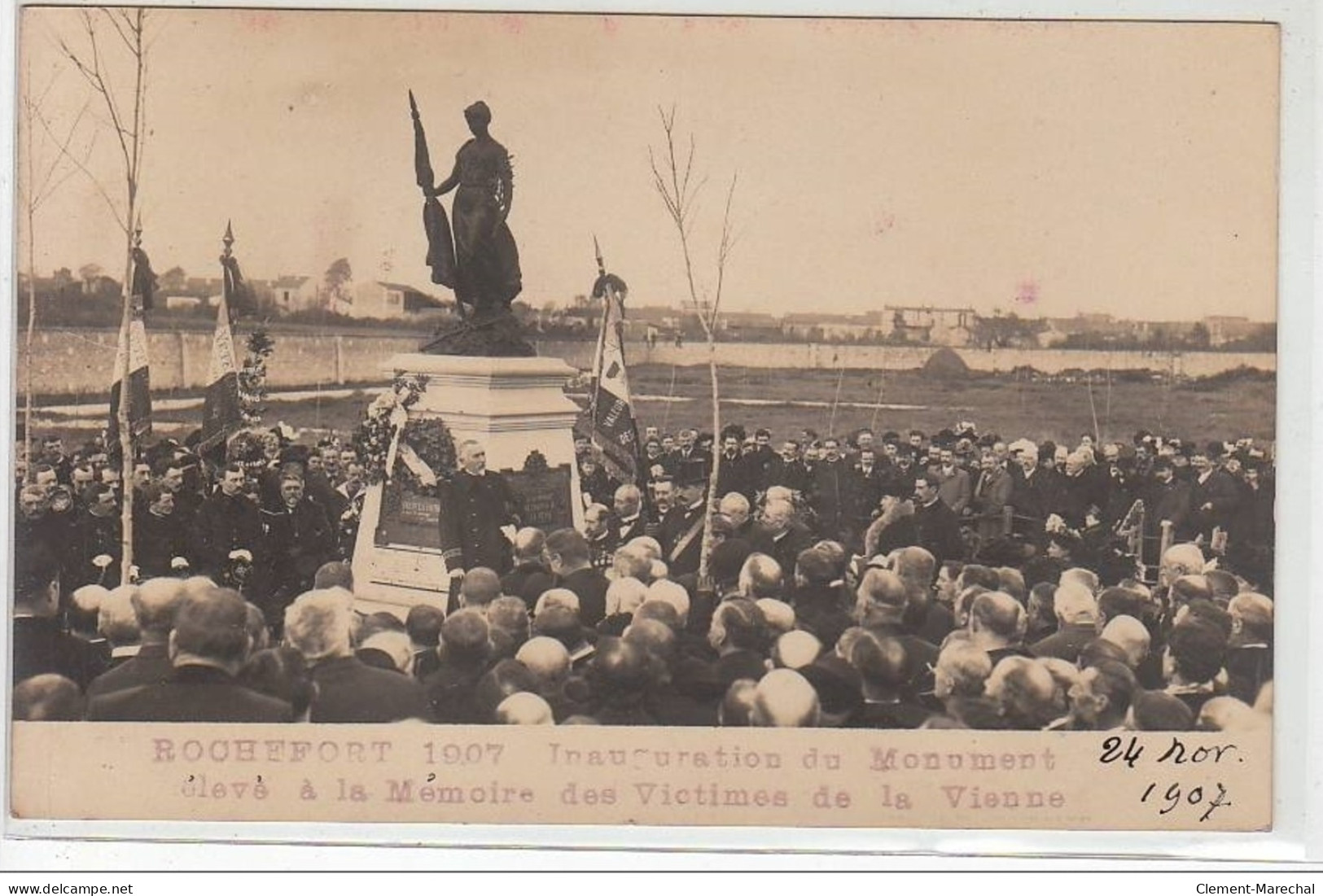 ROCHEFORT : Carte Photo De L'inauguration Du Monument à La Mémoire Des Victimes De La Vienne En 1907 - Très Bon état - Rochefort