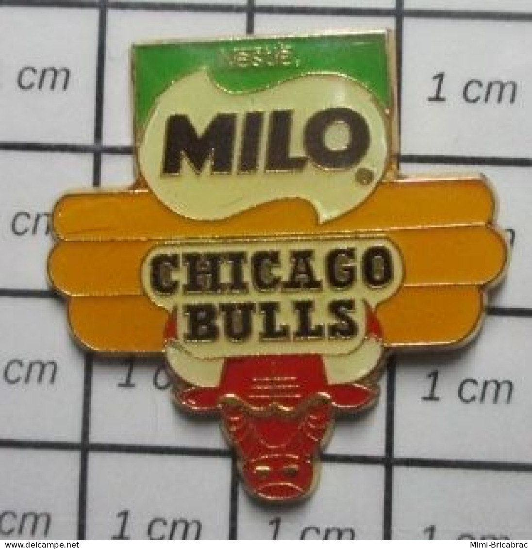 1318b PINS PIN'S / Beau Et Rare :  SPORTS / VACHE BOEUF CHICAGO BULLS GLACES MILO BASKET-BALL Pas Venus ! - Pallacanestro