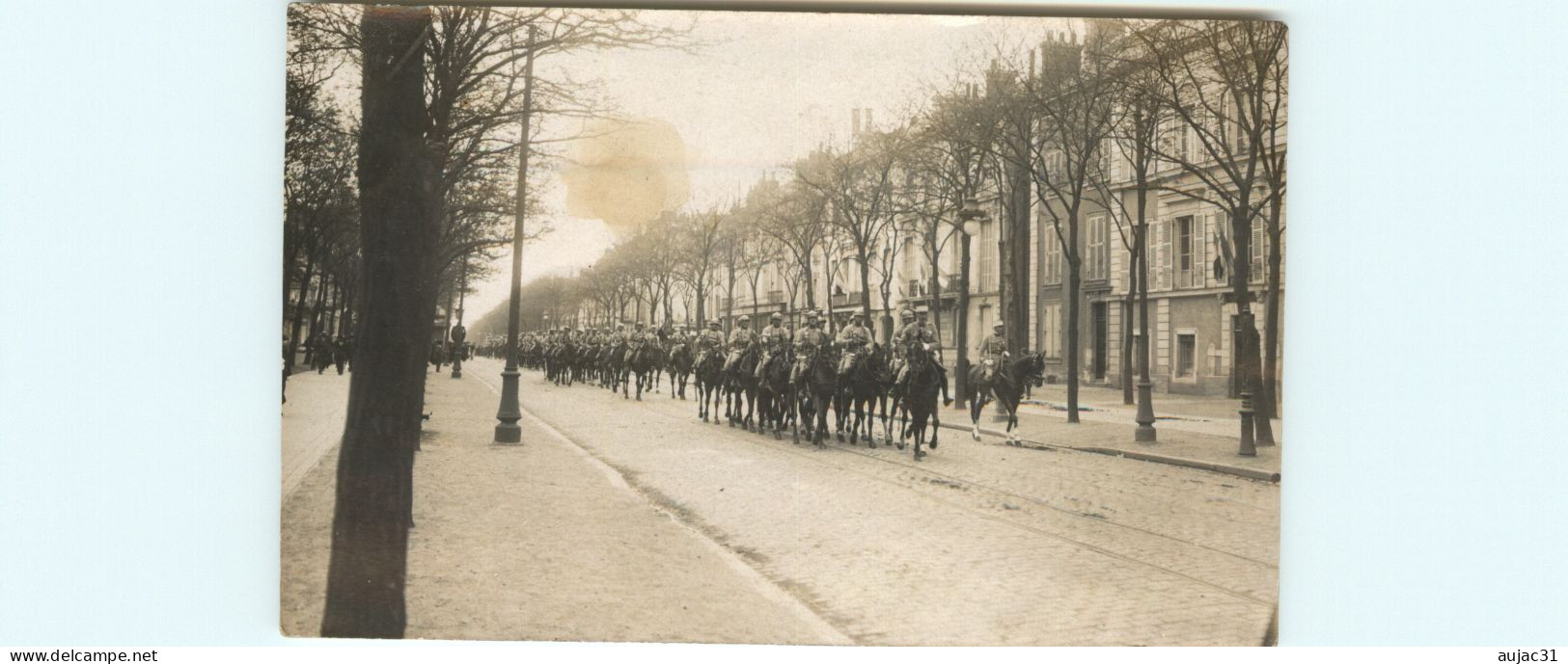 Dép 49- Animaux - Chevaux - Militaria - Militaires - Régiments - Régiment - Angers  ? - Carte Photo - A Identifier -état - Angers