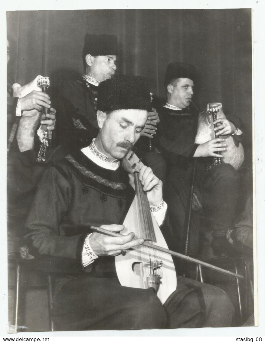 Men With Folk Costume,musical Instruments, Bagpipes Fr36-2-39 - Anonymous Persons