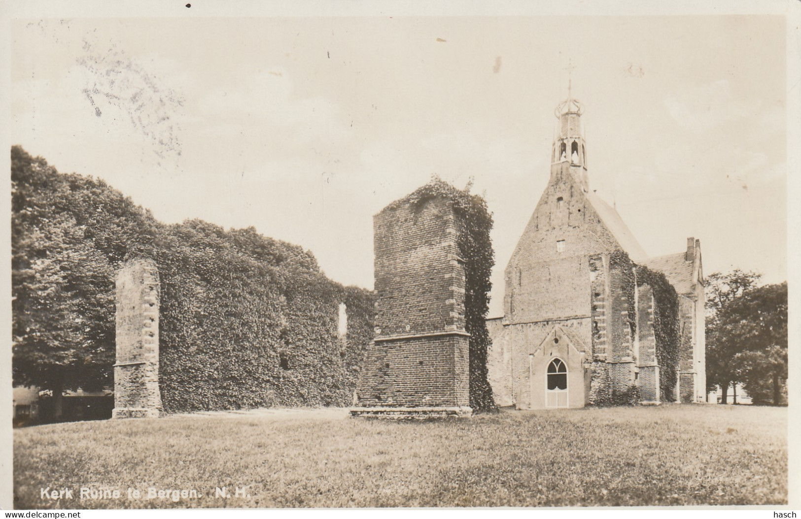 4933 36 Bergen, Kerk Ruine. 1930.  - Other & Unclassified