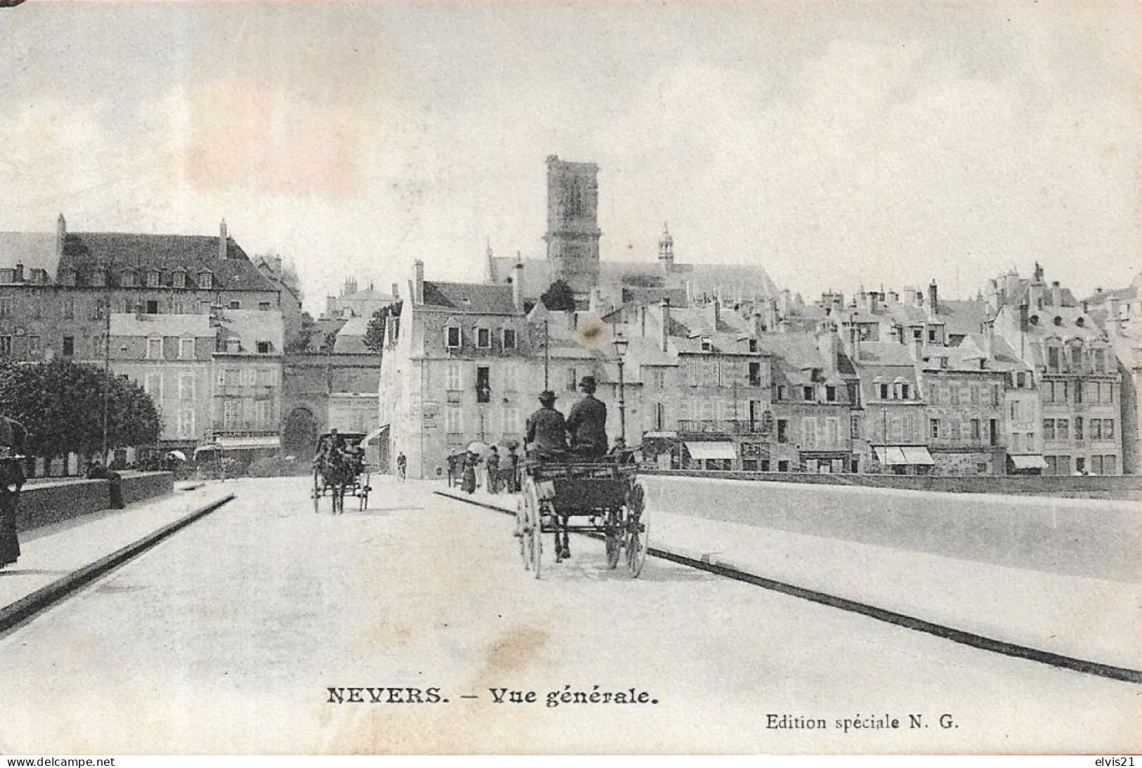 NEVERS Vue Générale - Nevers