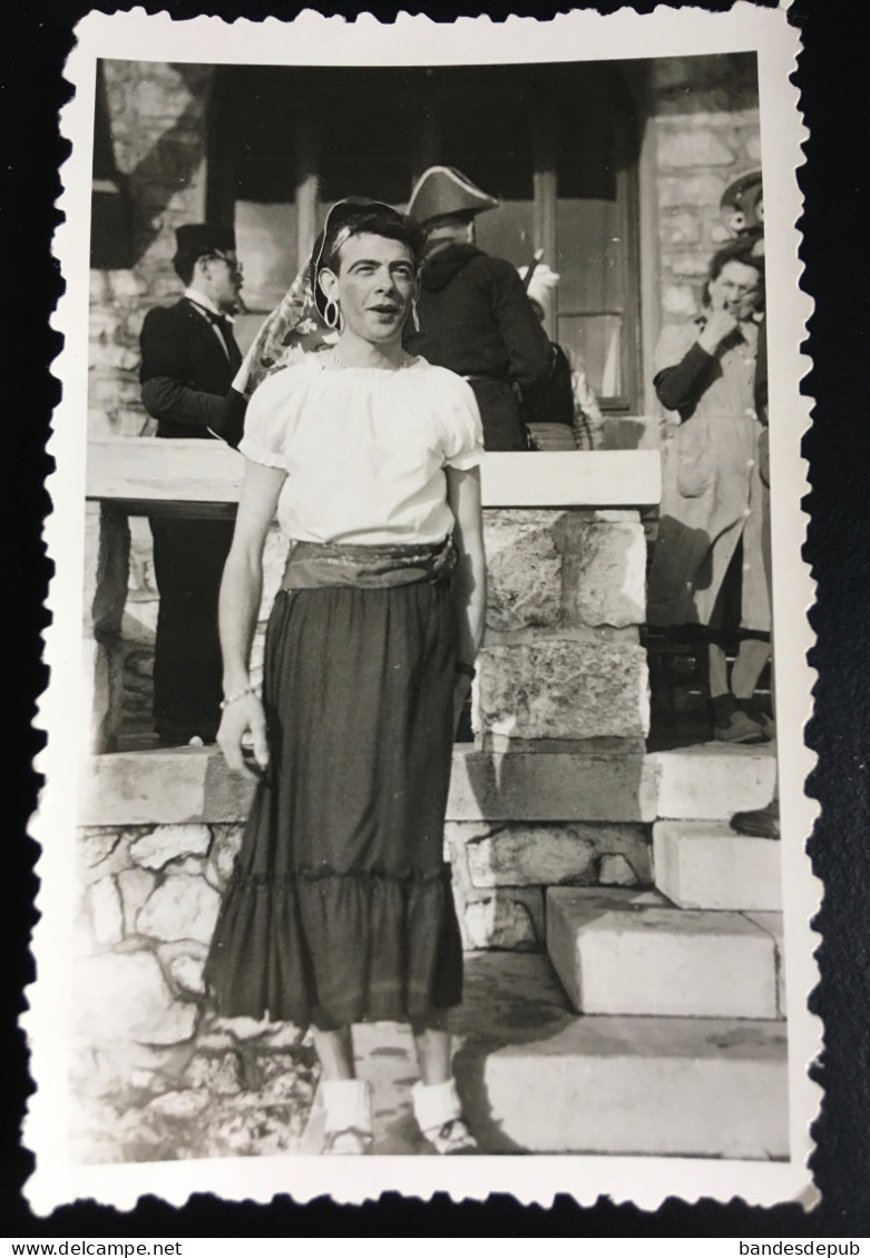Jeune Homme Travesti Homme Habillé En Femme Gitane Photo Originale Snapshot 7cm X11cm - Anonyme Personen