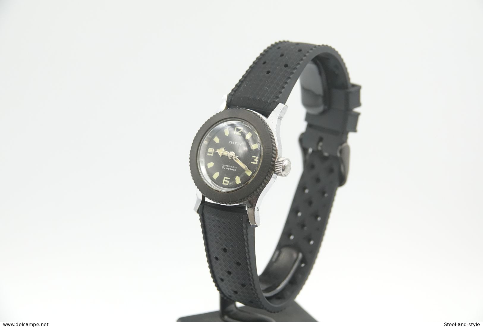 Watches : KELTON MEN DIVER 60 METRES HAND WIND - Original  - Running - Excelent Condition - Montres Modernes