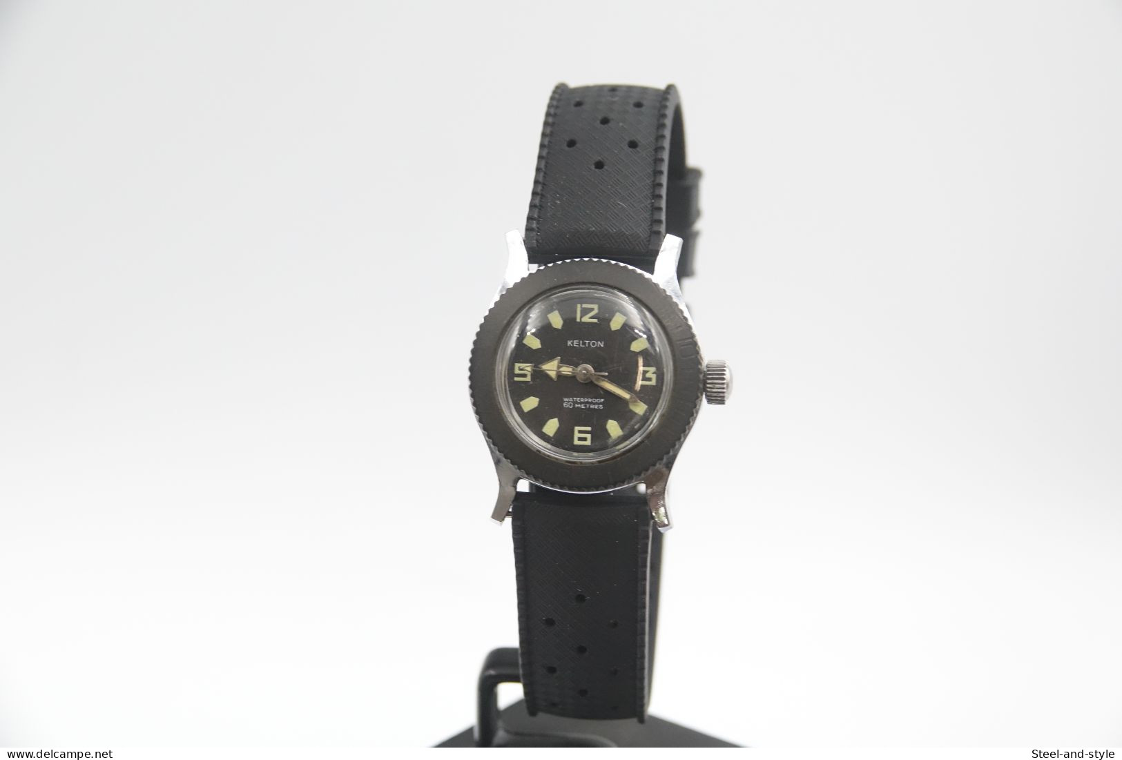 Watches : KELTON MEN DIVER 60 METRES HAND WIND - Original  - Running - Excelent Condition - Montres Modernes
