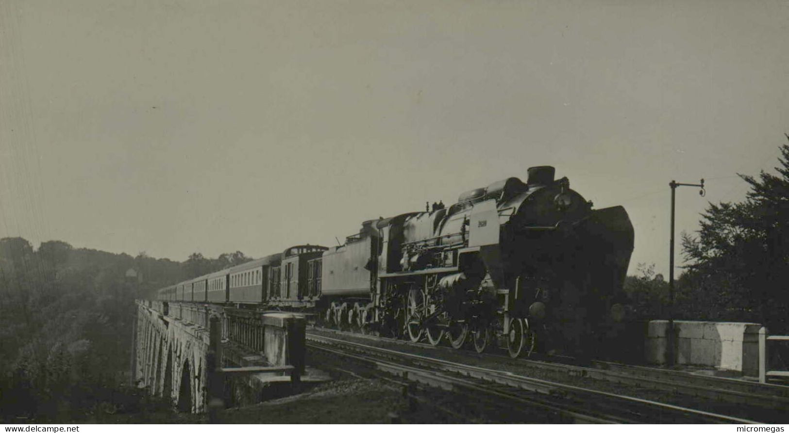 Train à Identifier - Photo G. F. Fenino - Trains