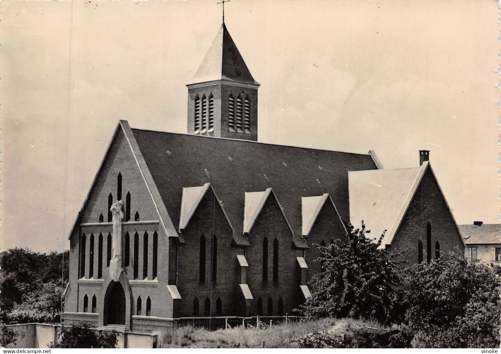 MO-24-358 : VESINES. EGLISE SAINTE-THERESE - Andere & Zonder Classificatie