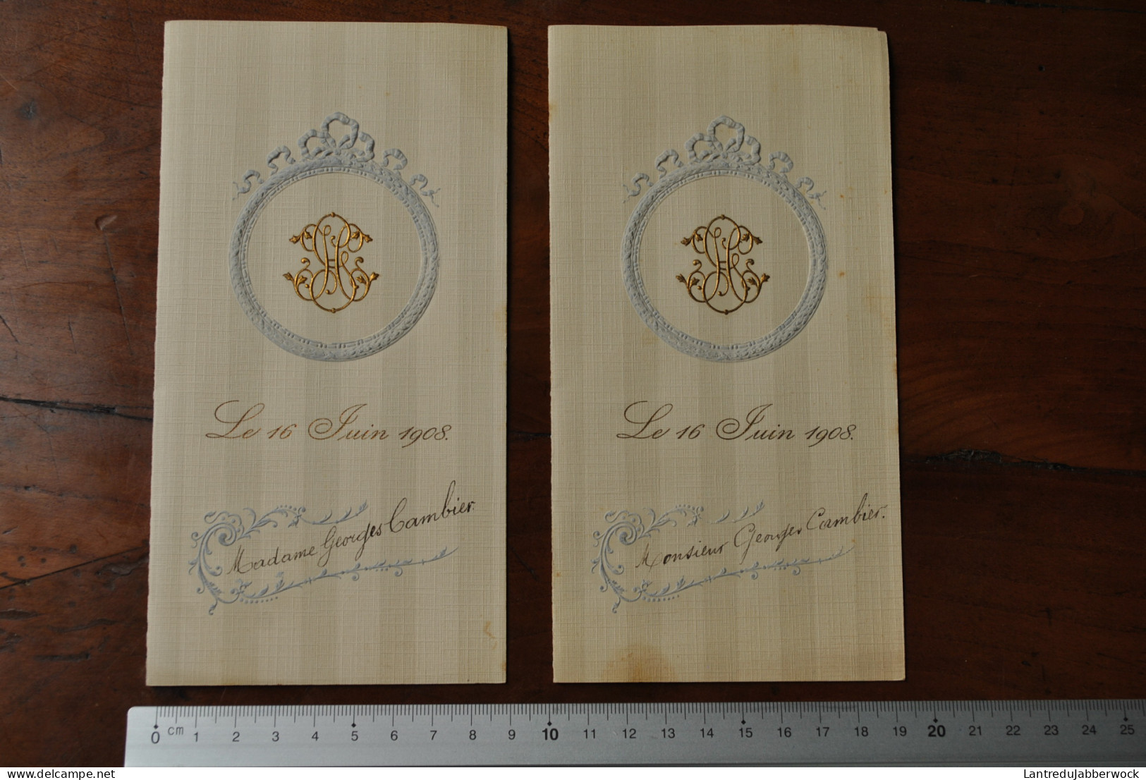 2 Anciens Menus Livret Dyptique Décor Noeud Louis XVI  Noce 16 Juin 1908 Monsieur Et Madame Georges Cambier Imp. F. Nys - Menú