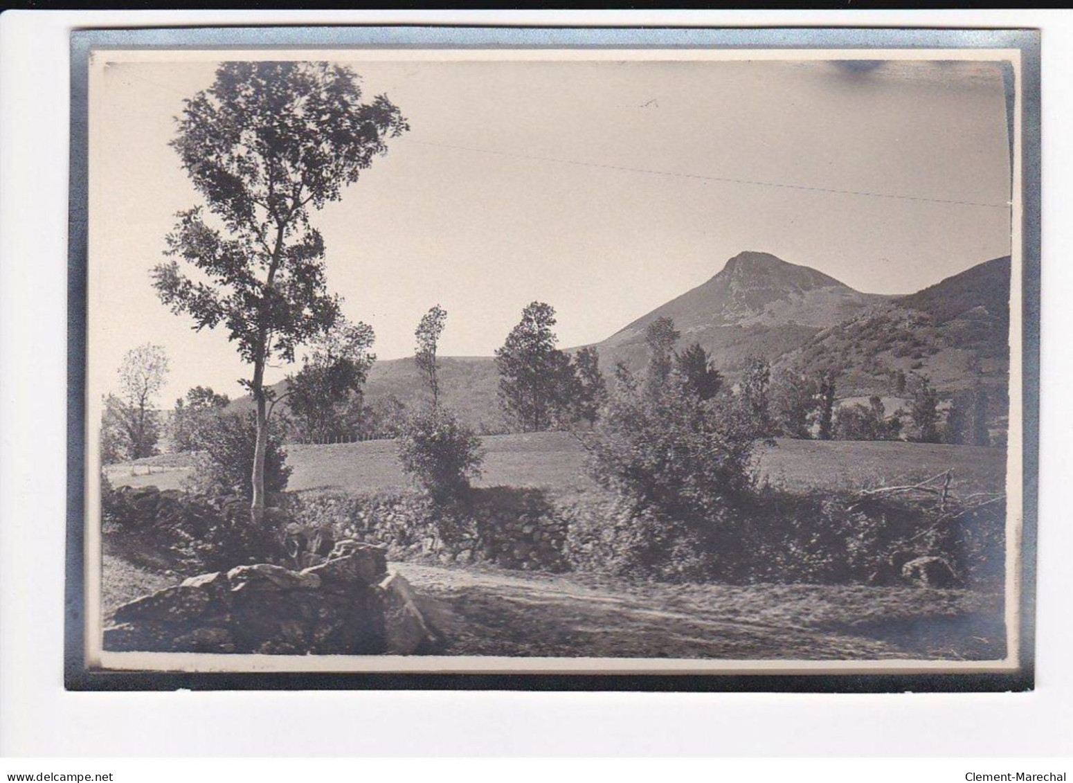 PUY-DE-DOME, Hôtel du Lioran et vues du Puy-de-Dôme, Lot de 11 Photos, environ 15x10cm, années 1920-30 - très bon état