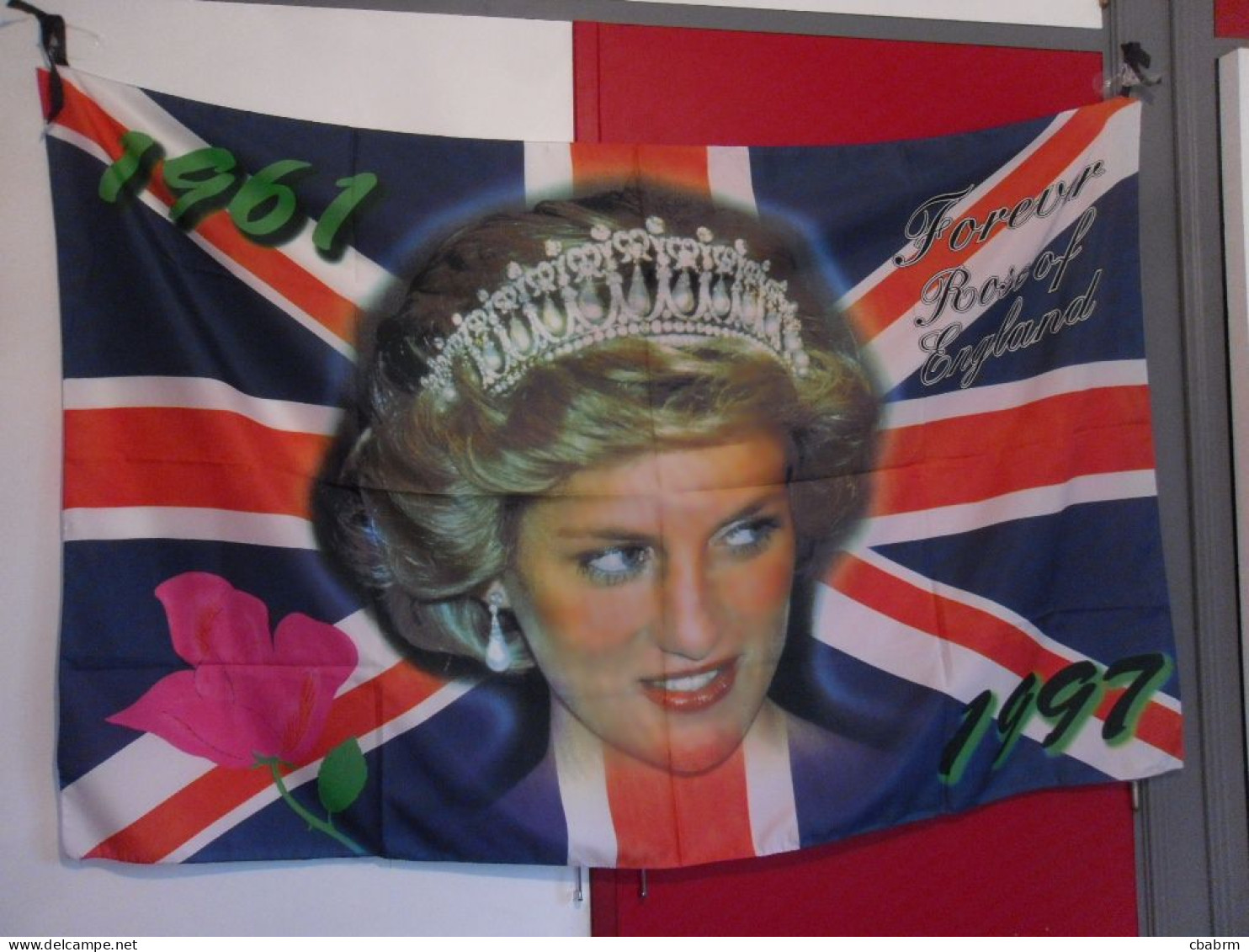 LADY DI DIANA Drapeau 100 % Polyester Format Environ 90 Cm X 140 Cm 1961 1997 - Other & Unclassified