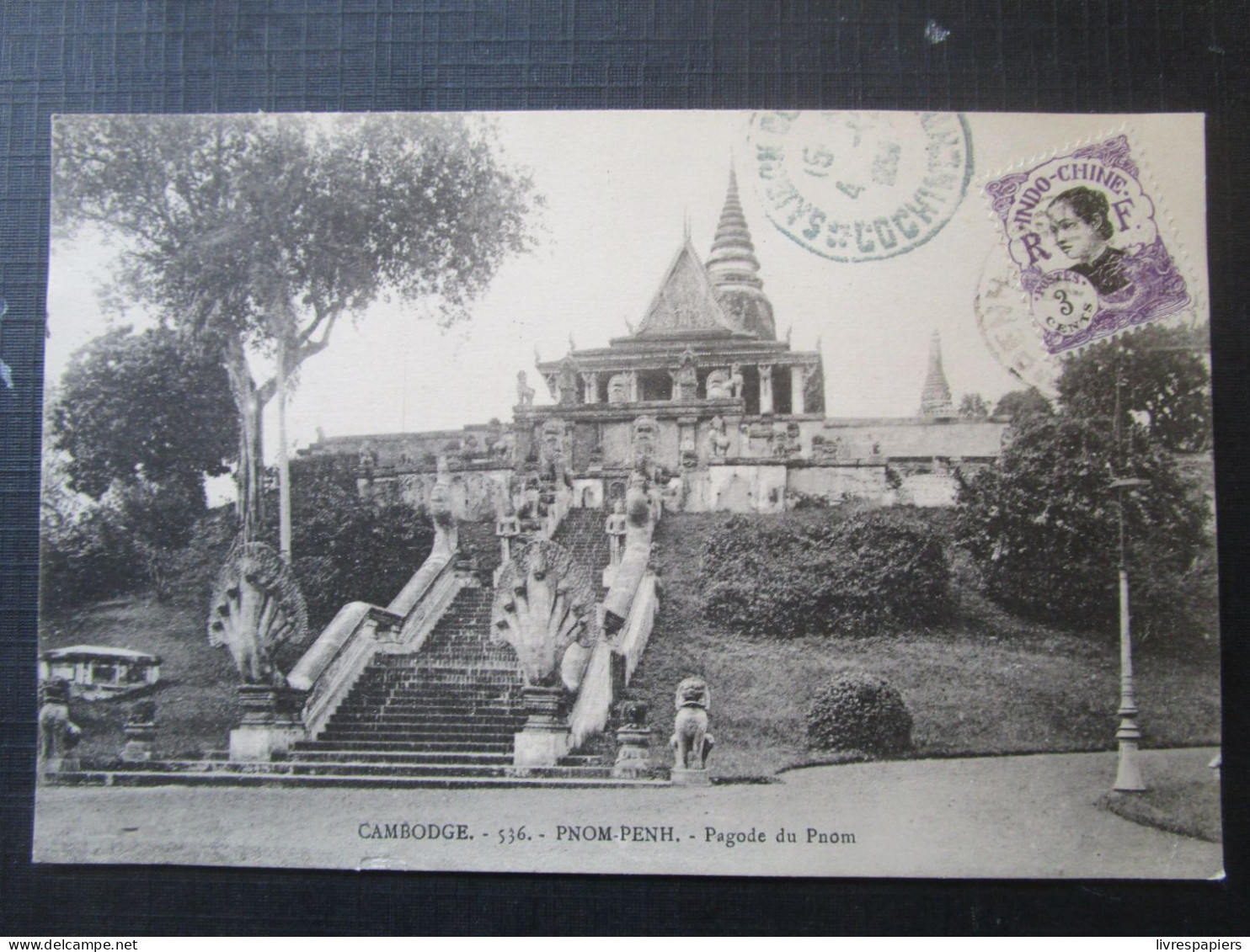 Cambodge Pagode Du Pnom Cpa Timbrée Indochine - Cambogia