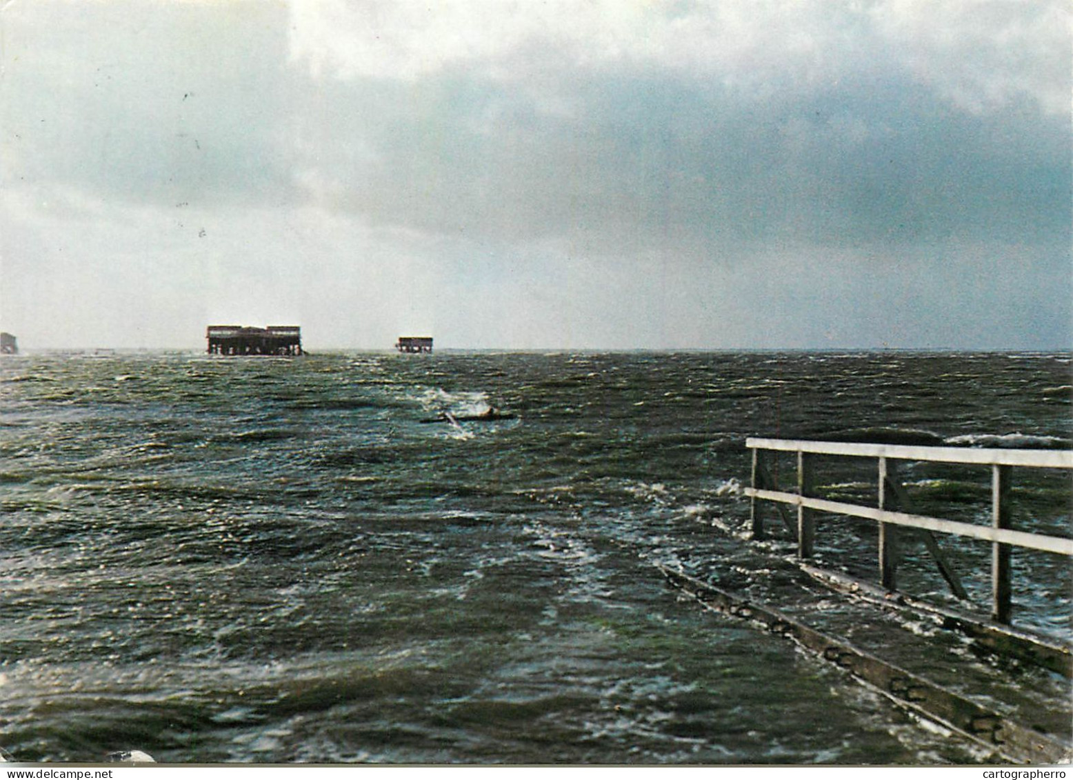 Navigation Sailing Vessels & Boats Themed Postcard Nordseeheil Und Schwefelbad St. Peter Ording - Velieri