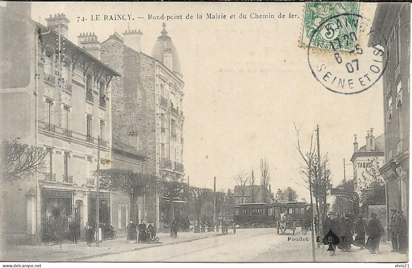 LE RAINCY Rond Point De La Mairie Et Du Chemin De Fer - Le Raincy