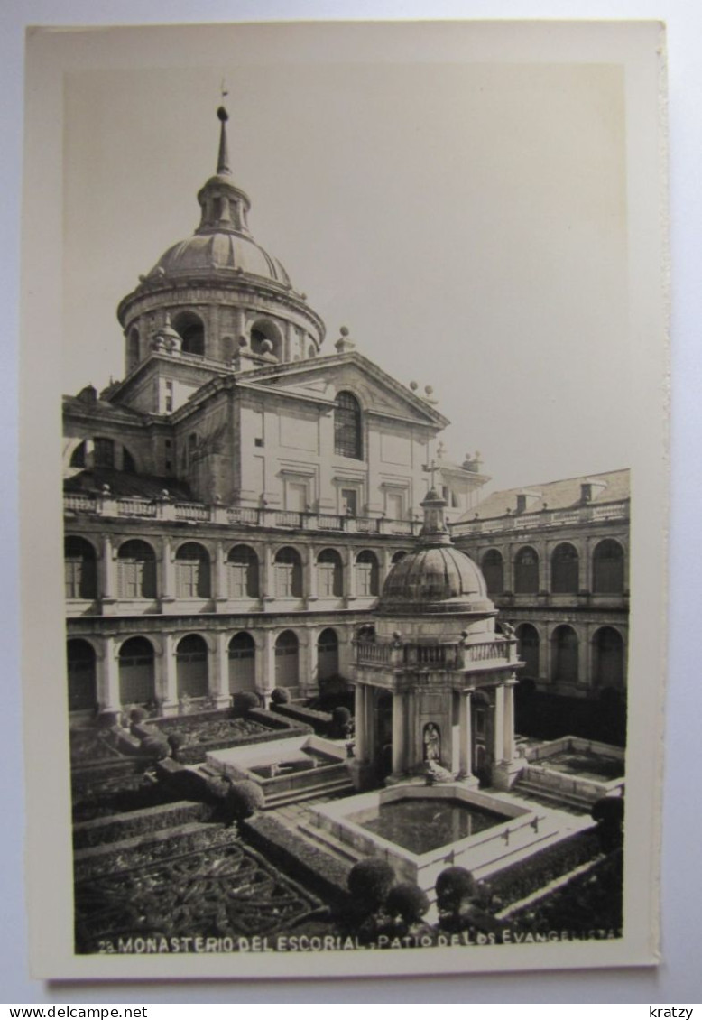 ESPAGNE - MADRID - Monastero Del Escorial - Patio De Los Evangelista - Madrid