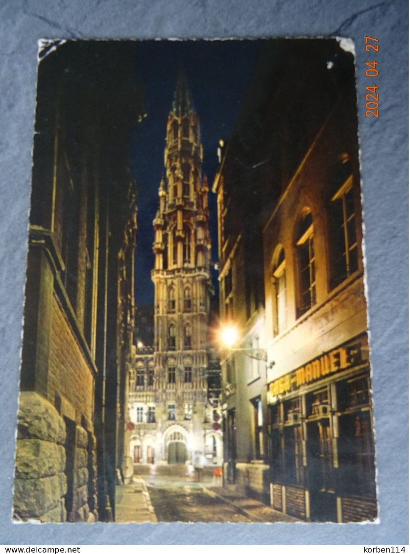 STADHUIS  VLEES - EN BROODSTRAAT - Brüssel Bei Nacht