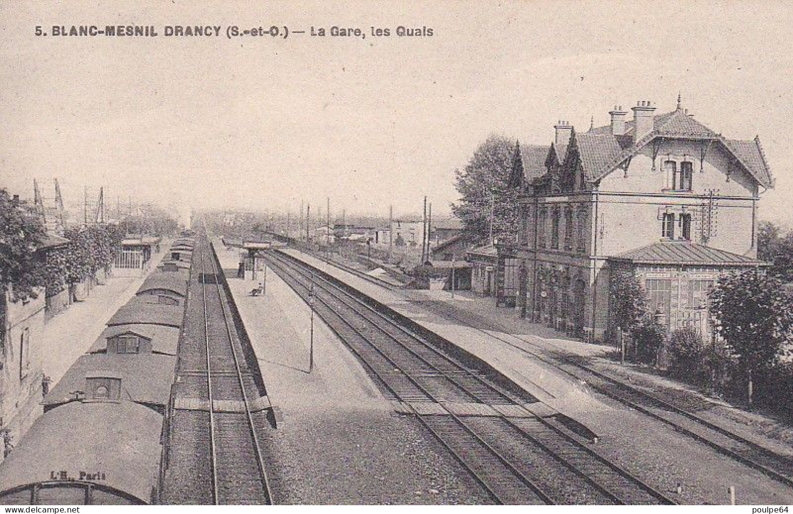 La Gare : Vue Intérieure - Le Blanc-Mesnil