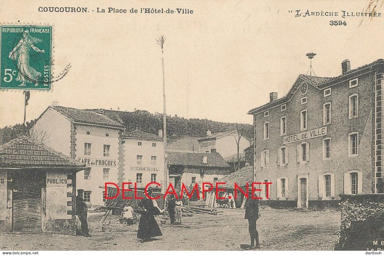 07 // COUCOURON   La Place De L'hotel De Ville  3594 / Café Du Progrès - Andere & Zonder Classificatie