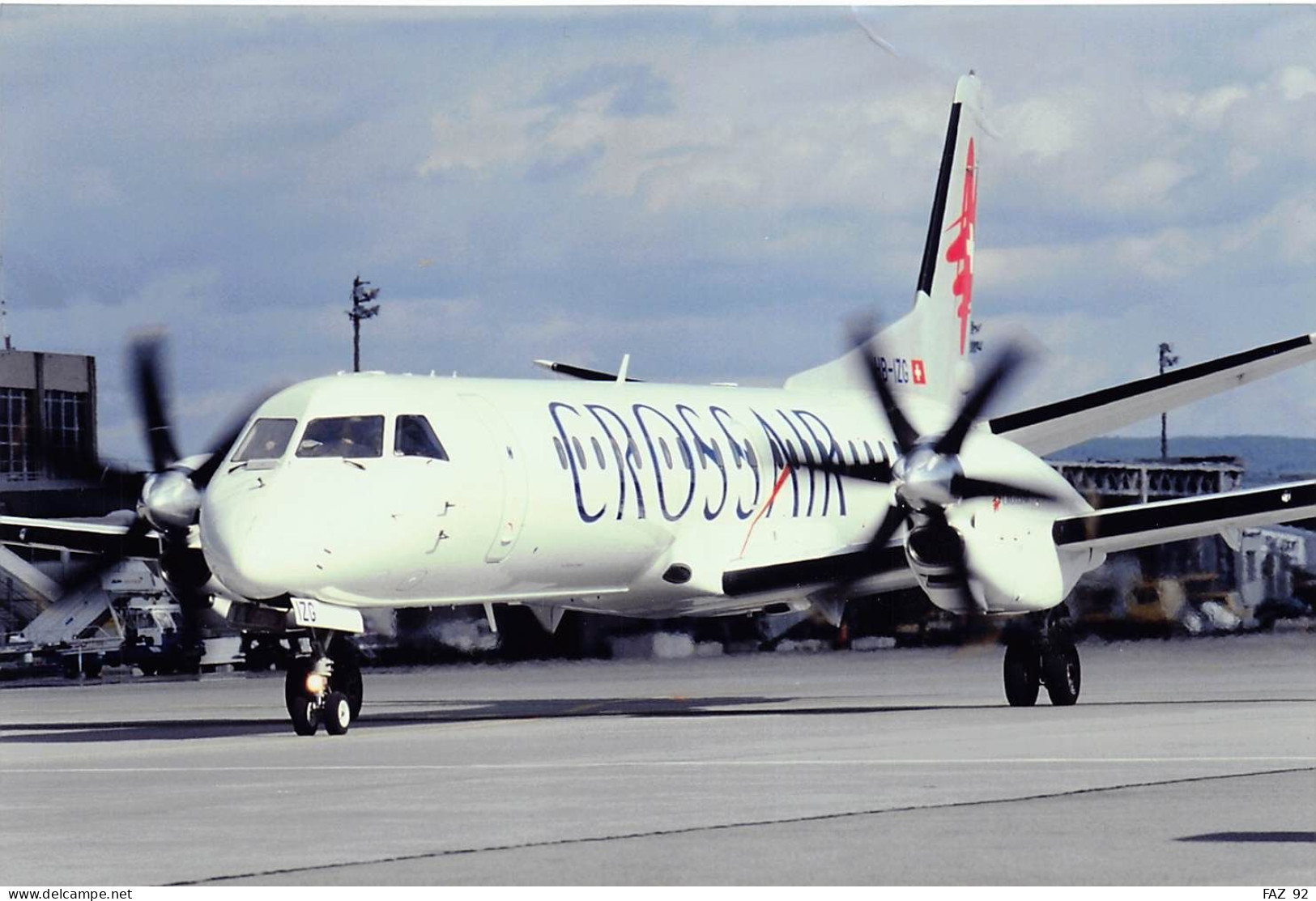 SAAB 2000 Concordino - Crossair - +/- 180 X 130 Mm. - Photo Presse Originale - Aviación