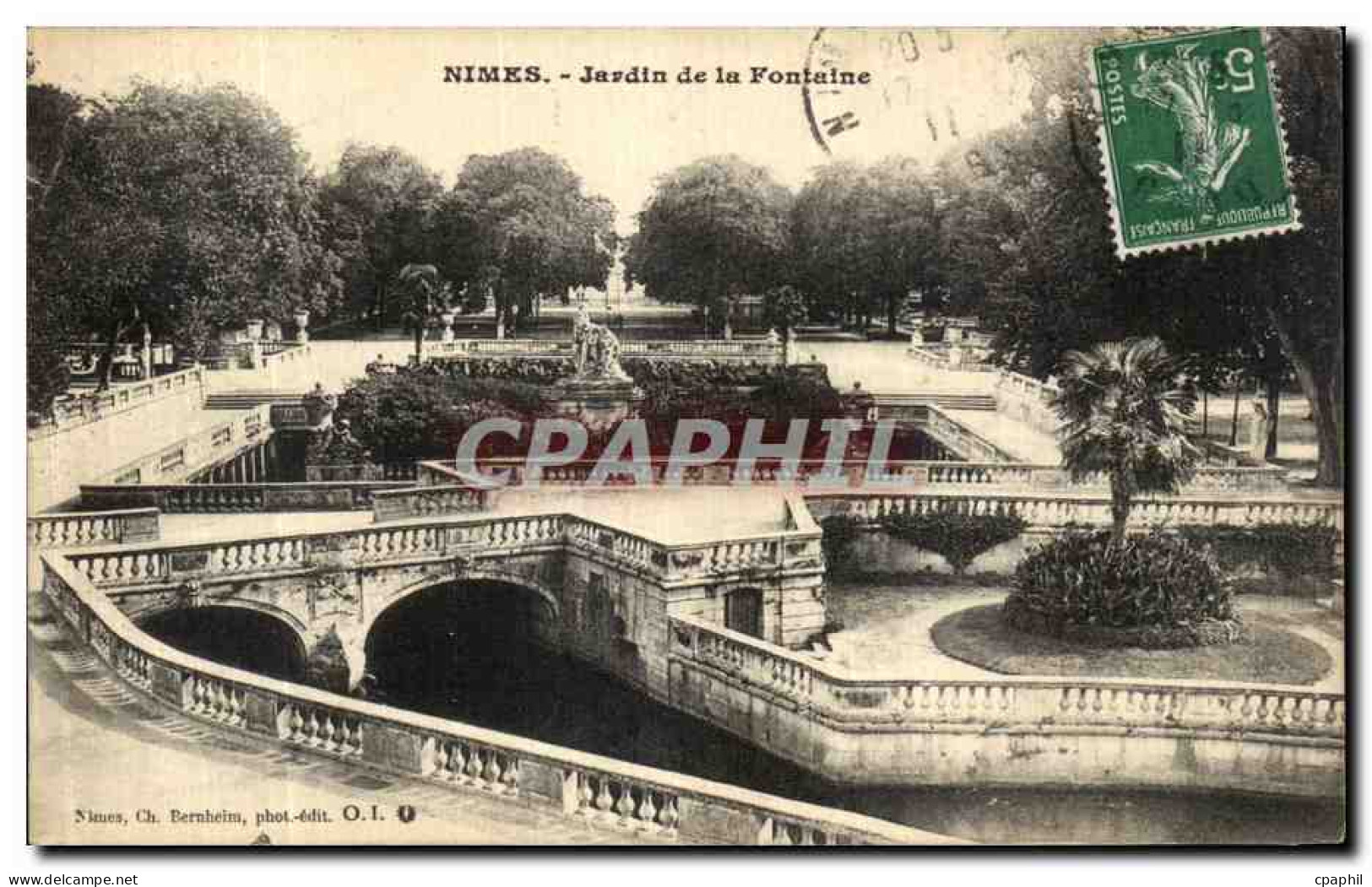 CPA Nimes Jardin De La Fontaine - Nîmes