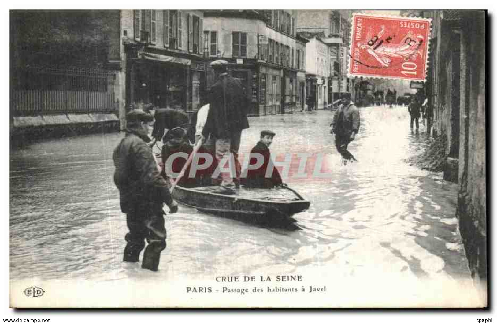 CPA Crue De La Seine Paris Passage Des Habitants A Javel  - Inondations De 1910