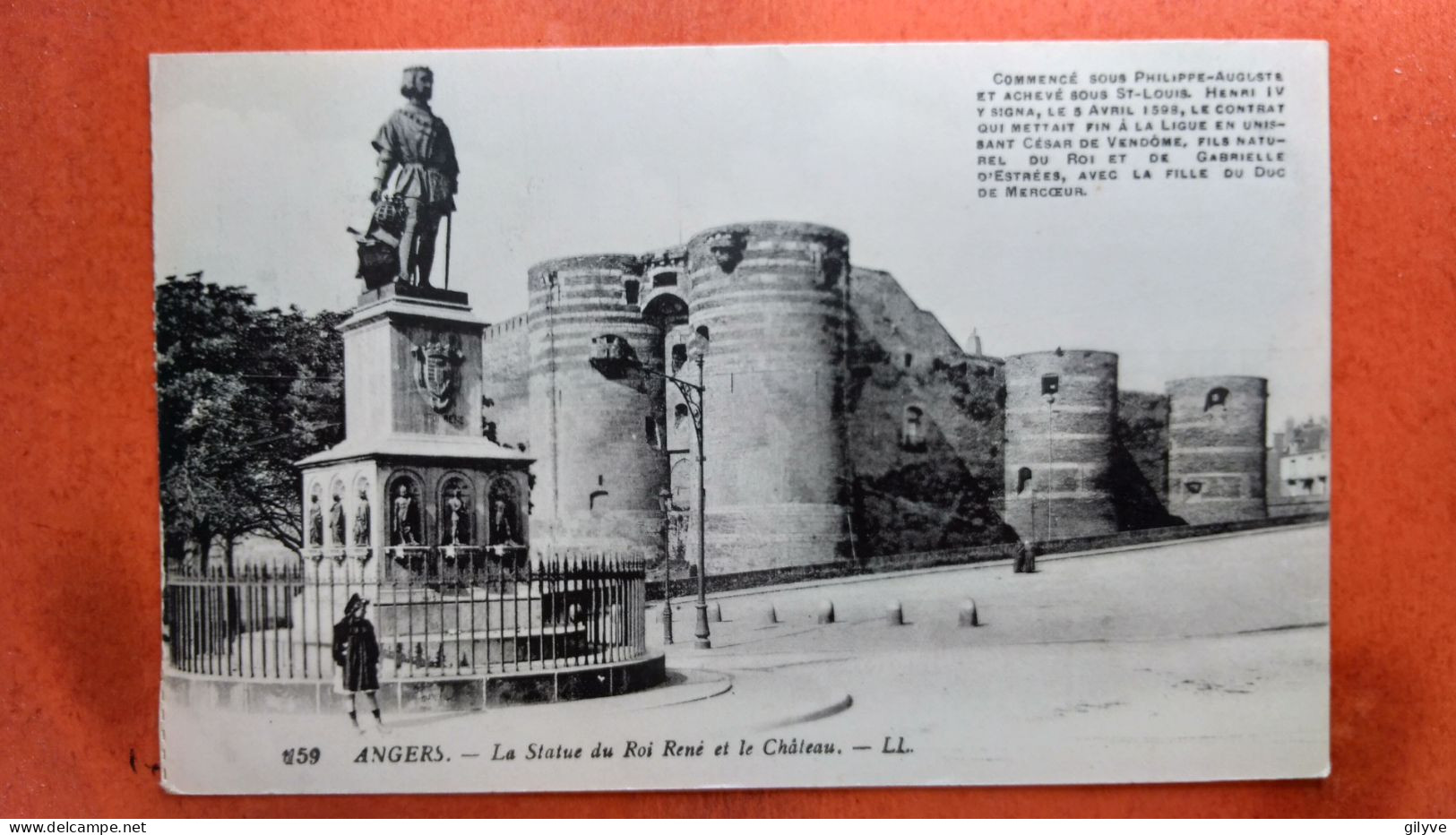 CPA (49) Angers. La Statue Du Roi René Et Le Château .Animation. (7A.n°040) - Angers