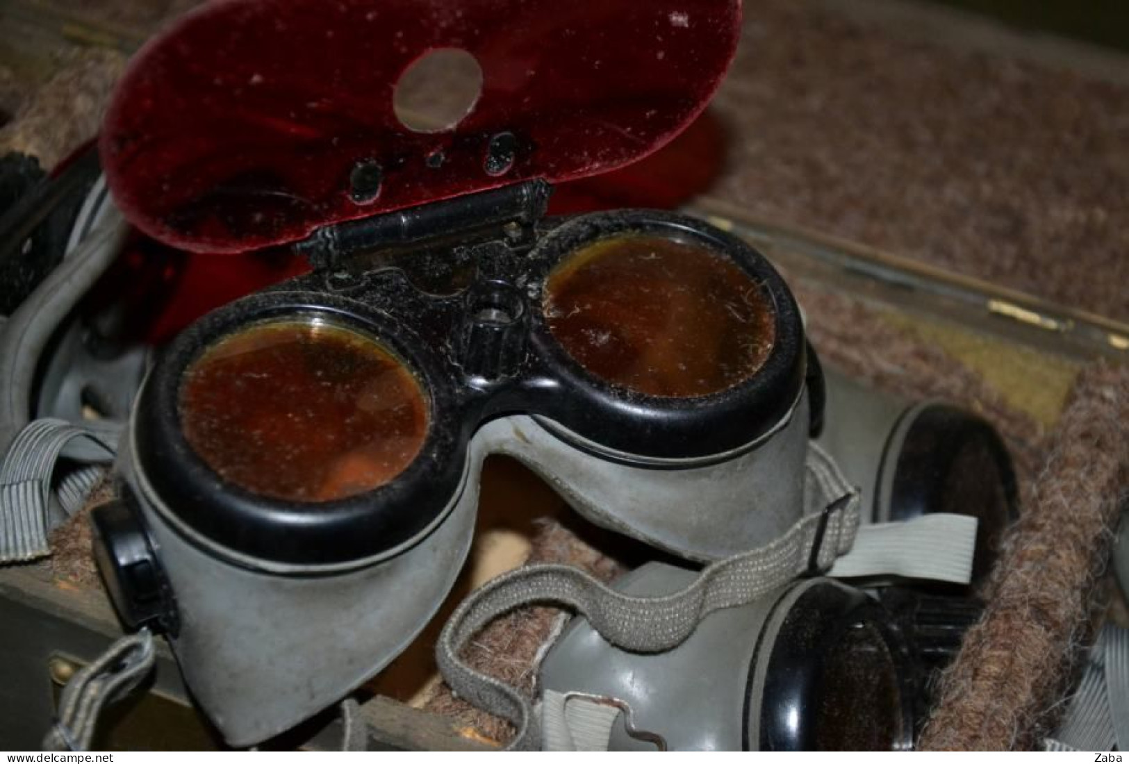 WW2 US Box of 5 Pairs of Goggles for Machine Gunners Bombers..