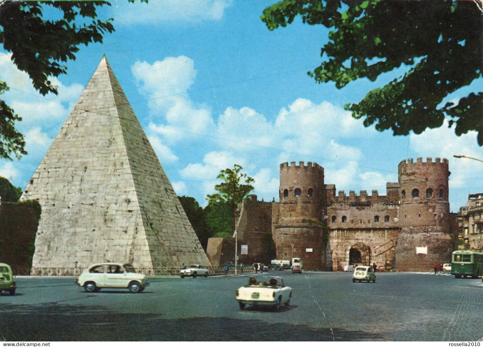 CARTOLINA AUTOMOBILI 1971 ITALIA ROMA PIRAMIDE DI CAIO CESTIO E PORTA S. PAOLO Italy Postcard ITALIEN Ansichtskarten - Otros Monumentos Y Edificios